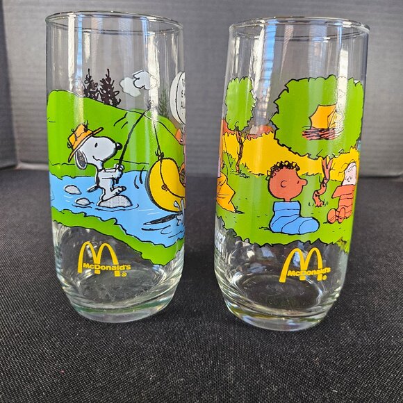Set Of Two Vintage 1983 McDonald's Camp Snoopy Themed Tall Drinking Glasses - Picture 5 of 8